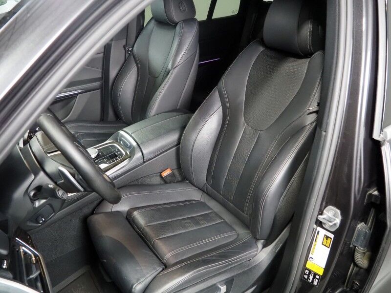 2019 BMW X5 xDrive40i AWD *HEADS-UP DISPLAY, NAVIGATION, SAFETY ALERTS, BACKUP-CAMERA, PANORAMA MOONROOF, LEATHER, HEATED SEATS, COMFORT ACCESS, REMOTE START, 20 INCH WHEELS, WIRELESS CHARGING Round Rock TX