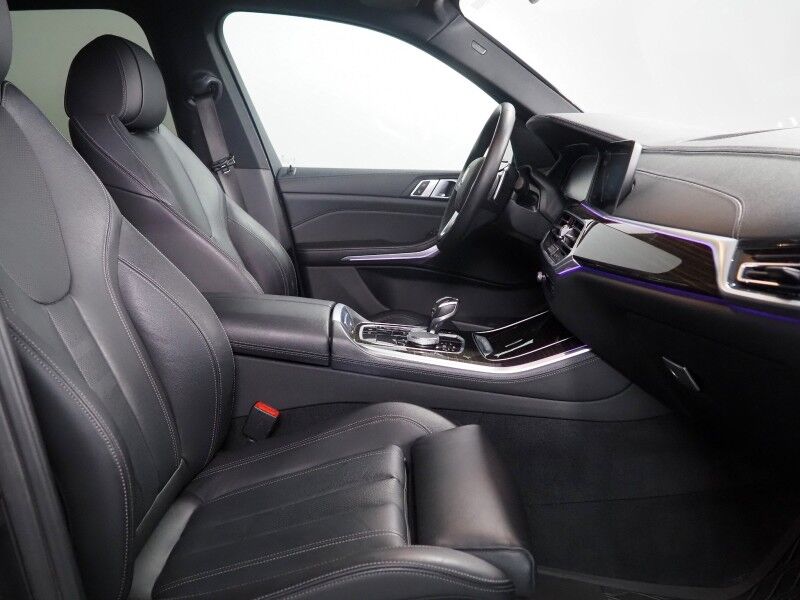 2019 BMW X5 xDrive40i AWD *HEADS-UP DISPLAY, NAVIGATION, SAFETY ALERTS, BACKUP-CAMERA, PANORAMA MOONROOF, LEATHER, HEATED SEATS, COMFORT ACCESS, REMOTE START, 20 INCH WHEELS, WIRELESS CHARGING Round Rock TX