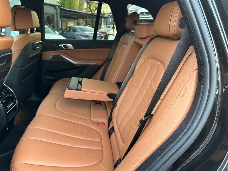 2019 BMW X5 xDrive40i Sports Activity Vehicle AWD w/ M Sport Package Arlington VA