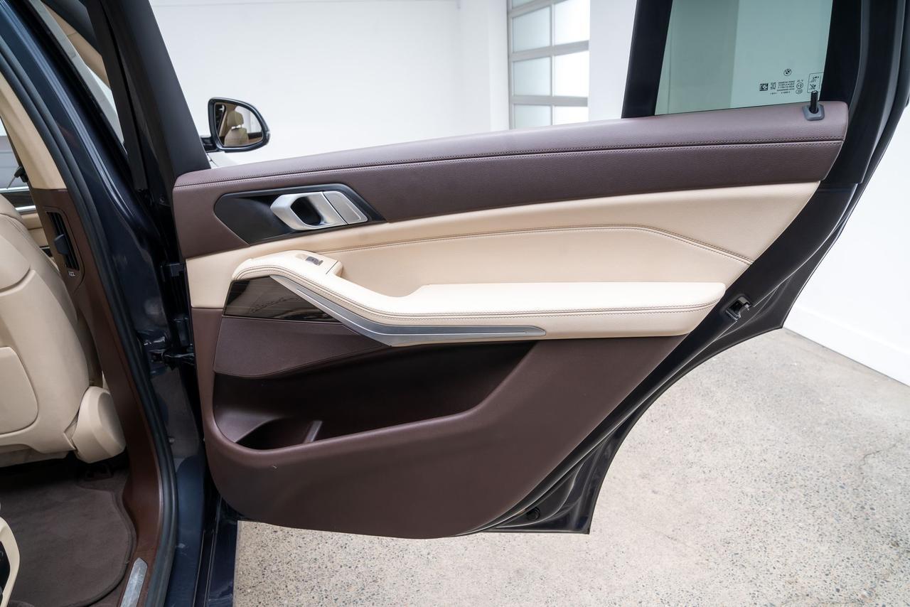 2019 BMW X7 xDrive40i Cold Weather Package / Parking Assistance Package Portland OR