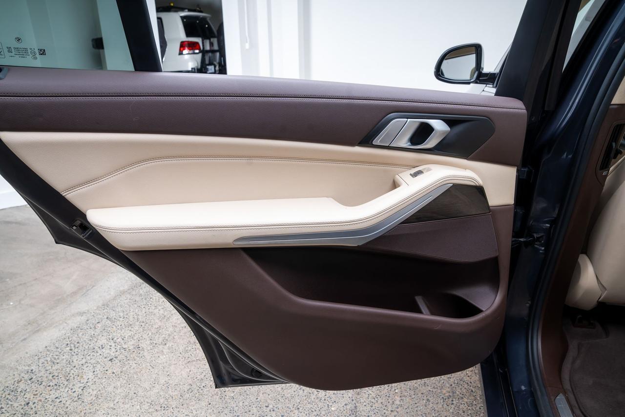 2019 BMW X7 xDrive40i Cold Weather Package / Parking Assistance Package Portland OR