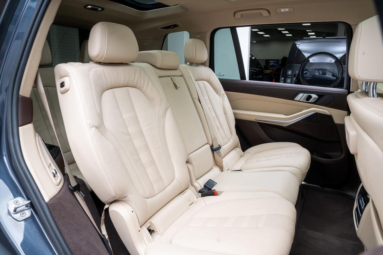 2019 BMW X7 xDrive40i Cold Weather Package / Parking Assistance Package Portland OR