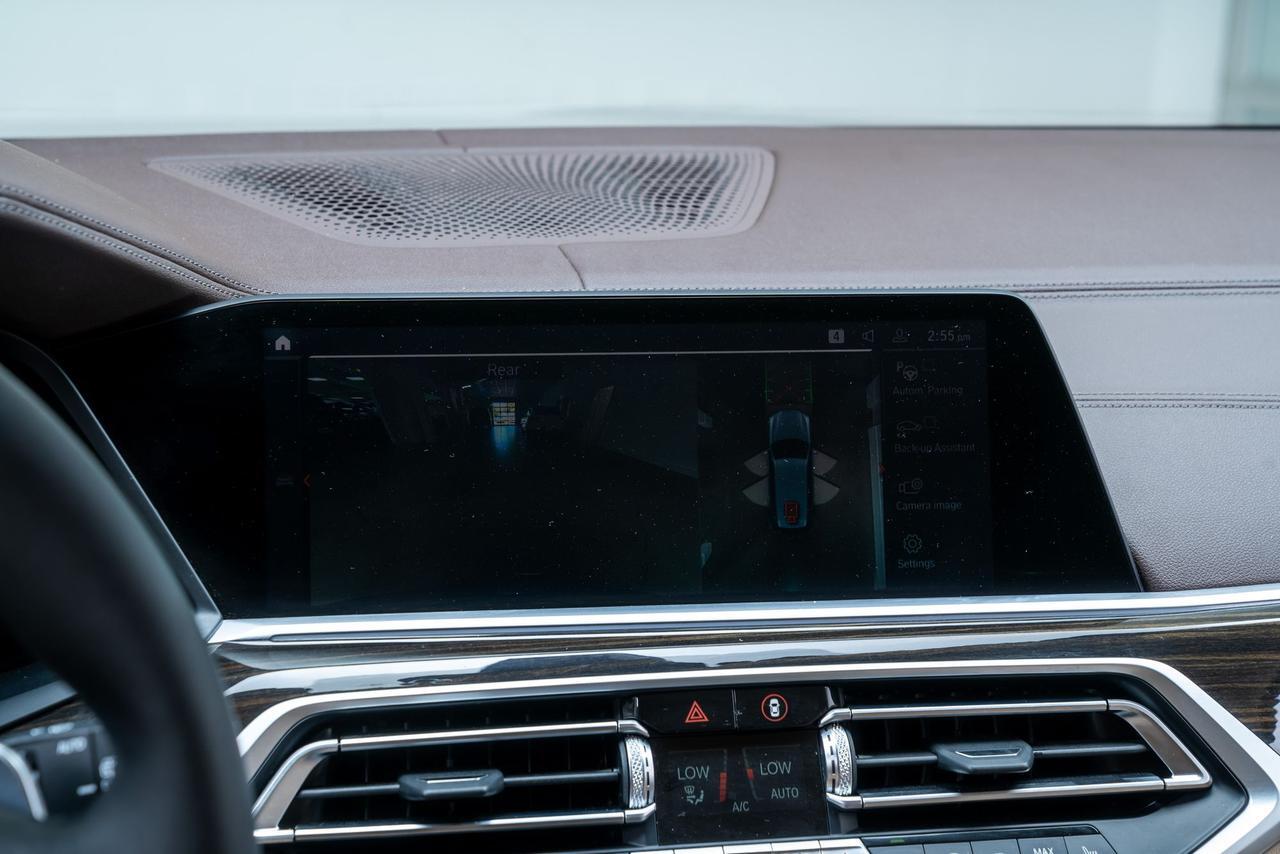 2019 BMW X7 xDrive40i Cold Weather Package / Parking Assistance Package Portland OR