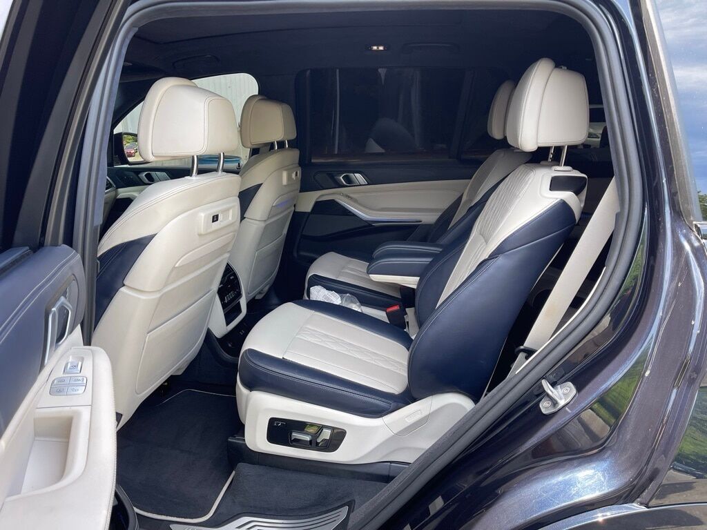 2019 BMW X7 xDrive40i Orange MA