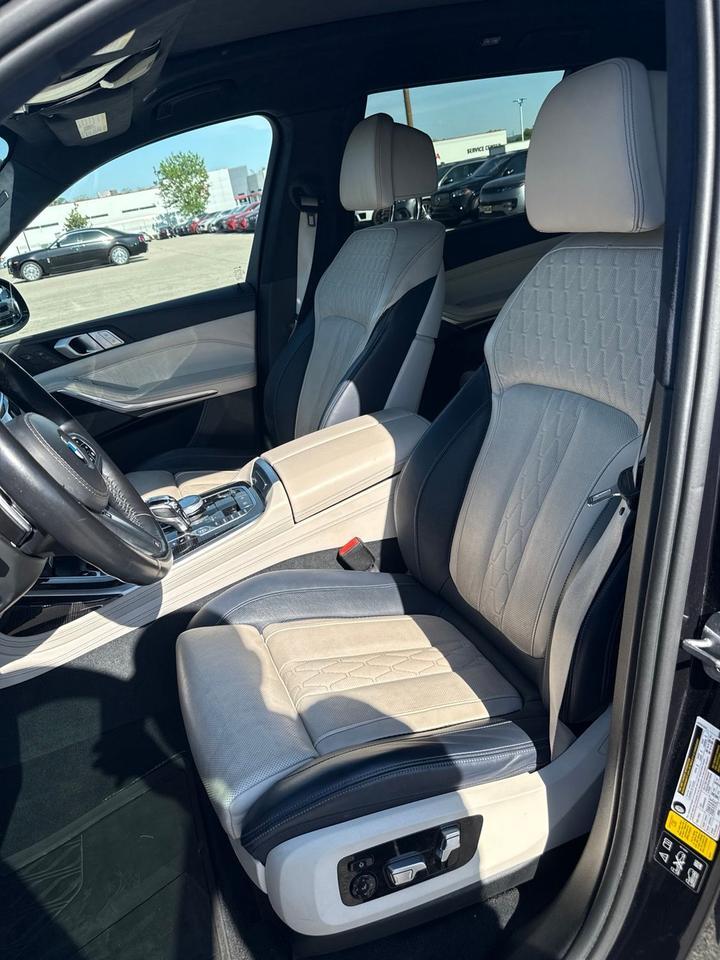 2019 BMW X7 xDrive40i