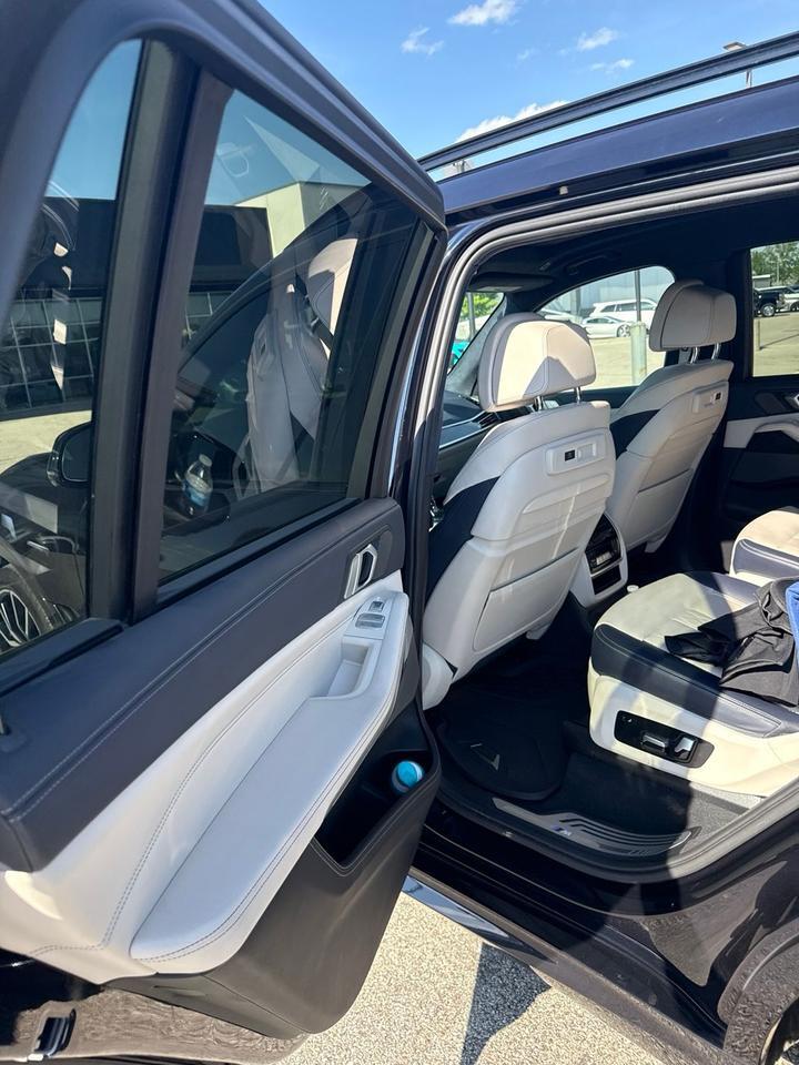 2019 BMW X7 xDrive40i