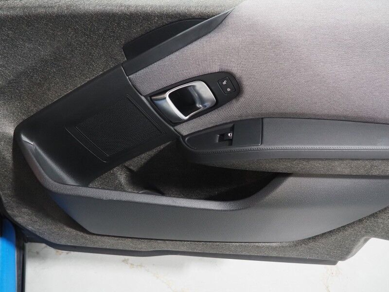 2019 BMW i3 120 Ah Deka World *NAVIGATION, BACKUP-CAMERA, PARK DISTANCE CONTROL, HEATED SEATS, COMFORT ACCESS, 19 INCH WHEELS, BLUETOOTH PHONE & AUDIO, APPLE CARPLAY Round Rock TX