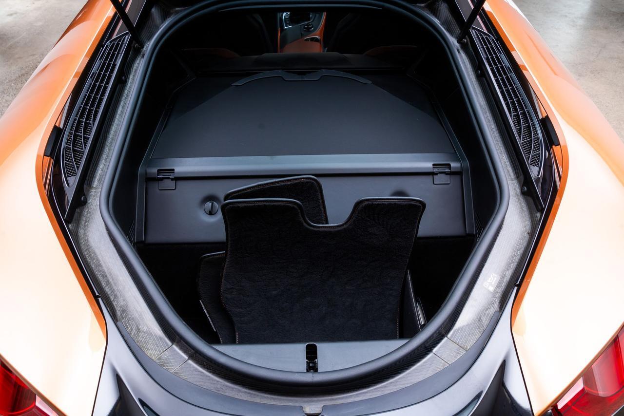 2019 BMW i8 Icon LED Laserlight / Tera World Copper / Harman/K Portland OR