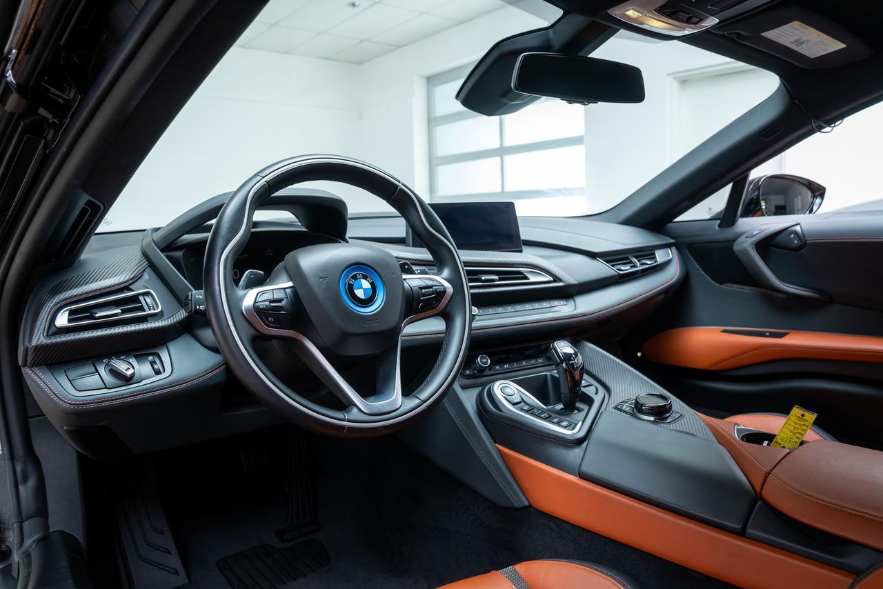 2019 BMW i8 Icon LED Laserlight / Tera World Copper / Harman/K Portland OR