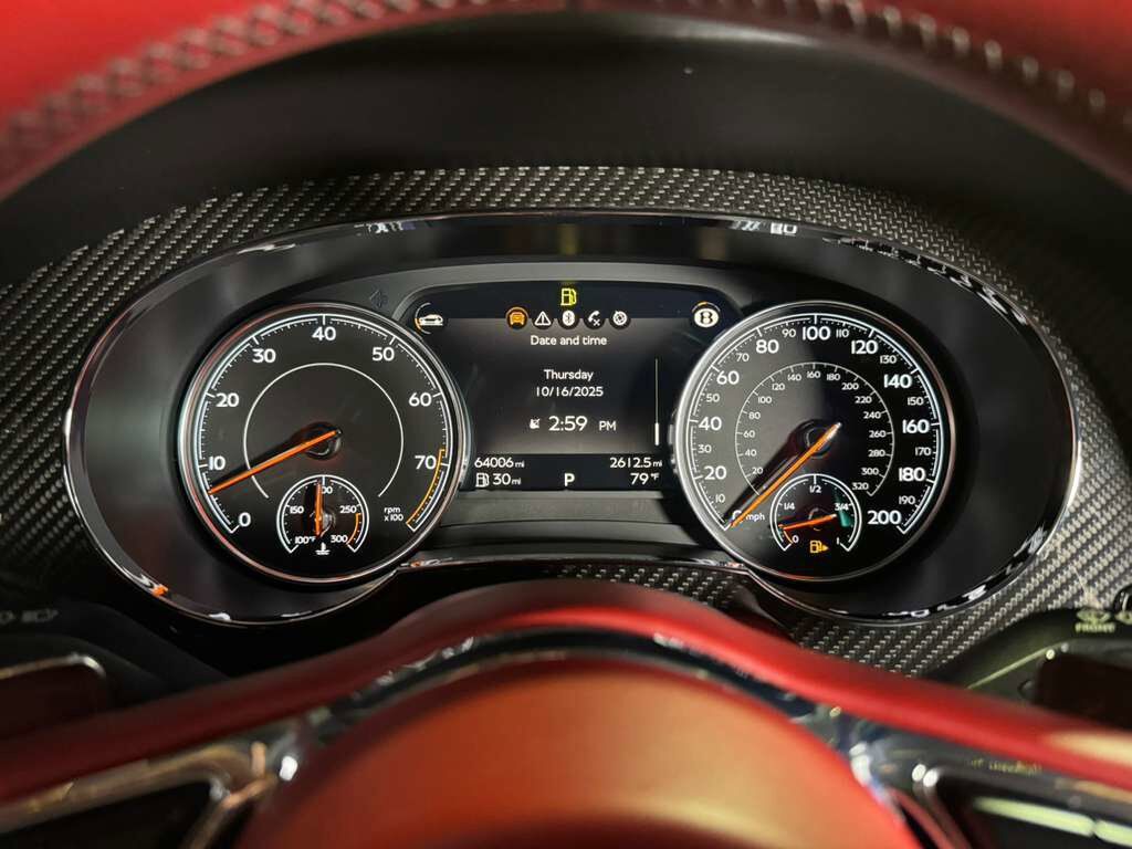 2019 Bentley Bentayga V8 Blackline Specification, Mulliner Driving Specification, carbon galore AND MUCH MORE!!! Fort Lauderdale FL