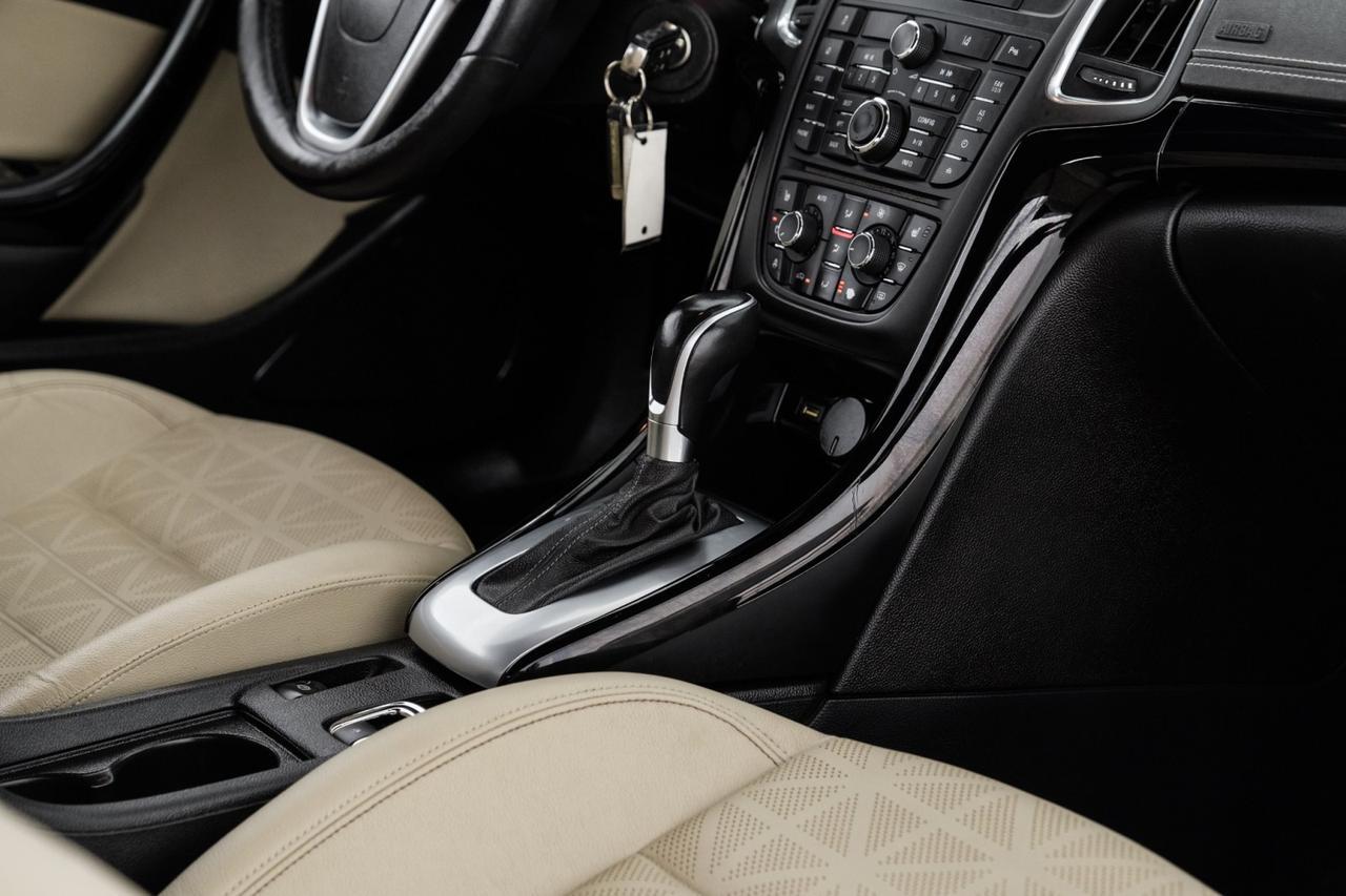 2019 Buick Cascada PREMIUM LANE DEPARTURE WARNING FORWARD COLLISION ALERT NAVIGATIO Carrollton TX