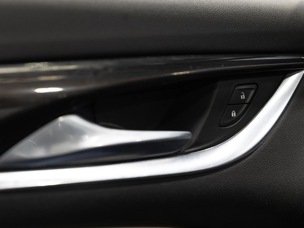 2019 Buick Enclave Essence AWD NAV 7-Passenger Cranberry PA