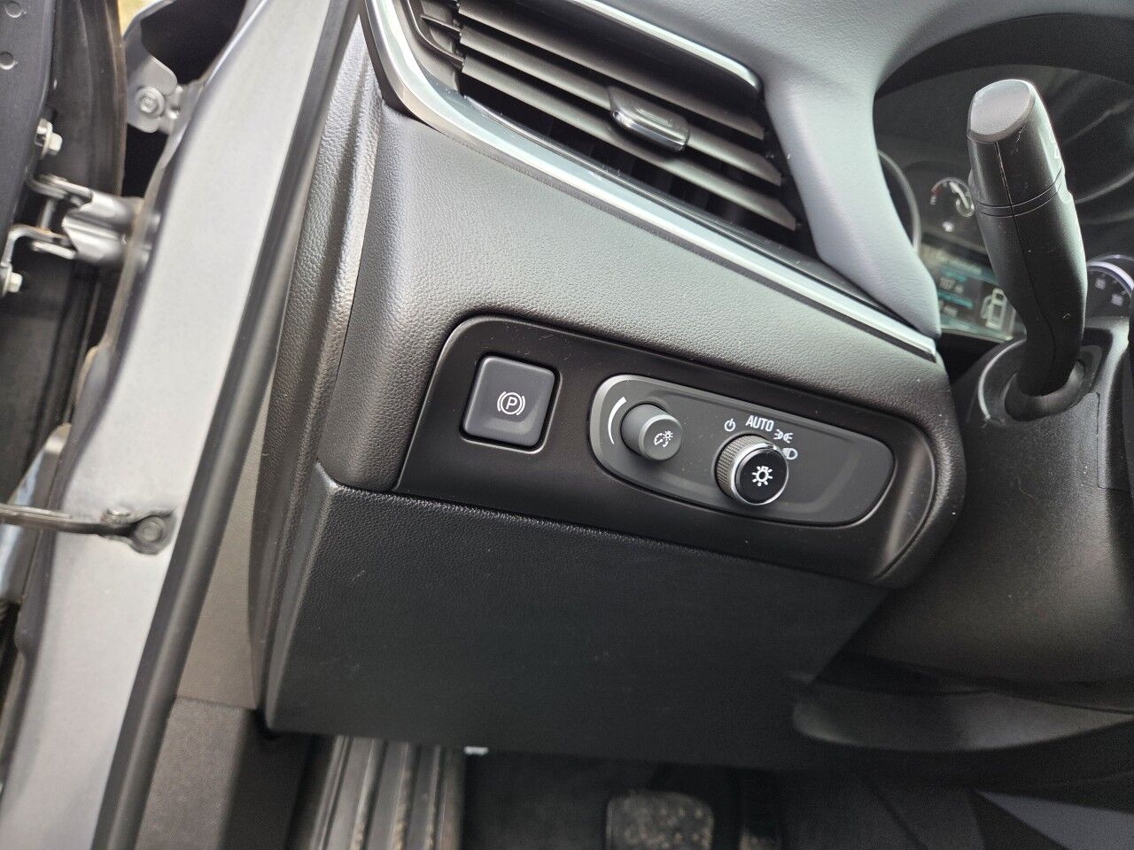 2019 Buick Enclave Essence Charlton MA