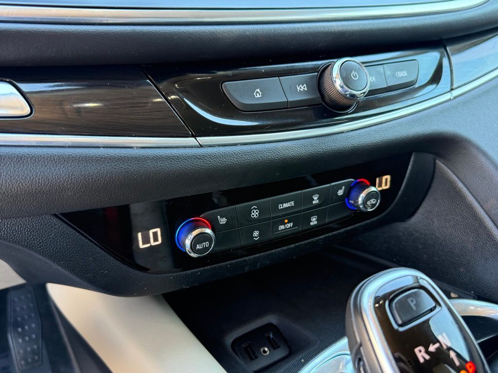 2019 Buick Enclave Essence Crestwood KY