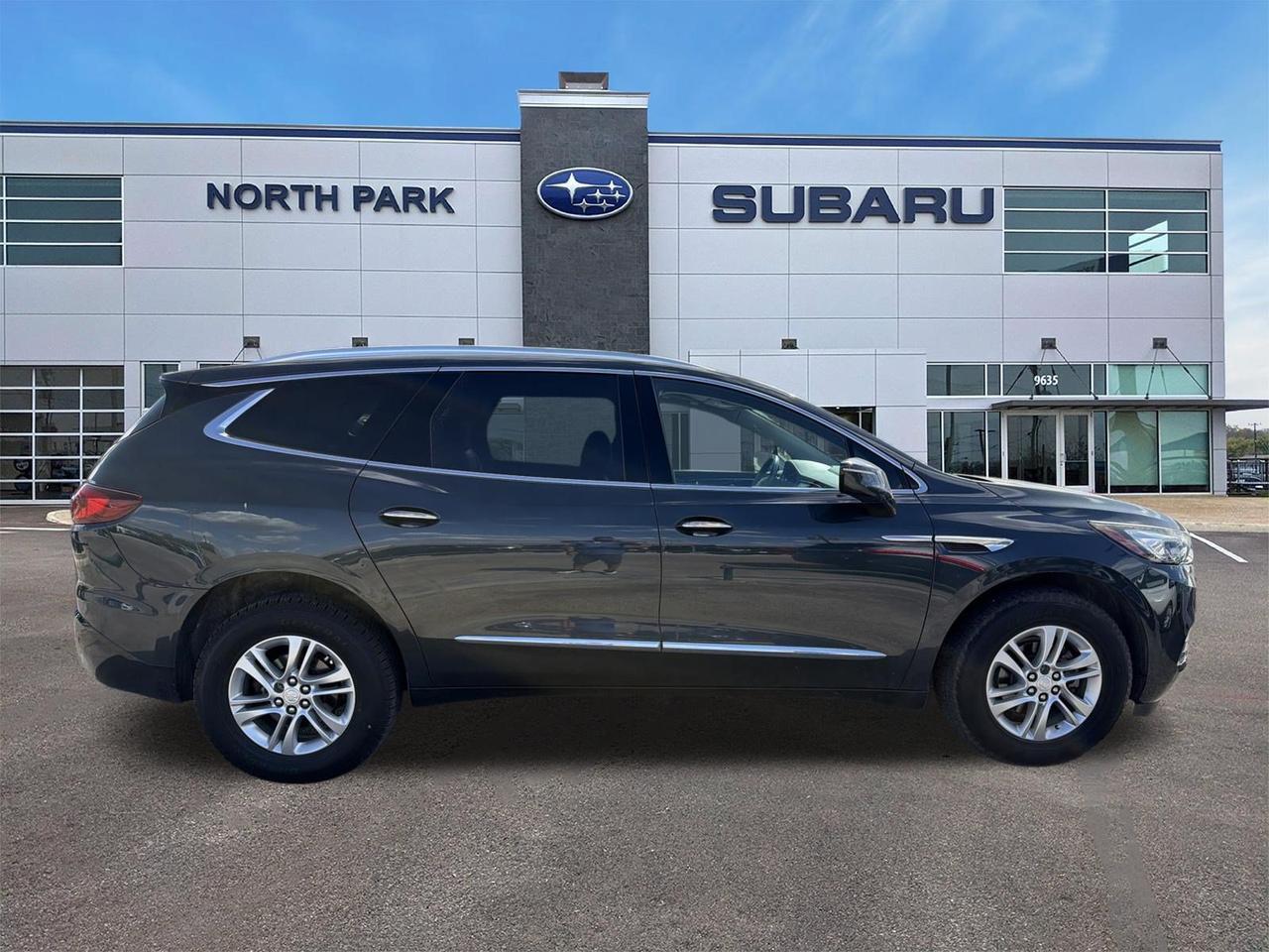2019 Buick Enclave Essence