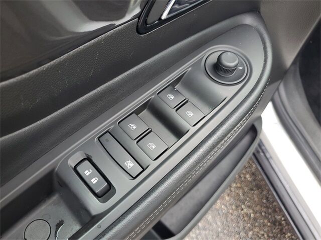 2019 Buick Encore Preferred photo 17