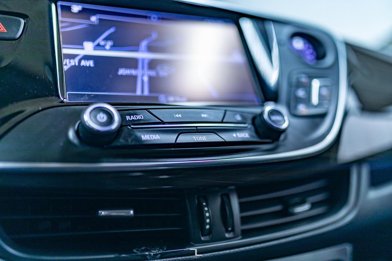 2019 Buick Envision AWD Premium II Leather Nav BCam Red Deer AB