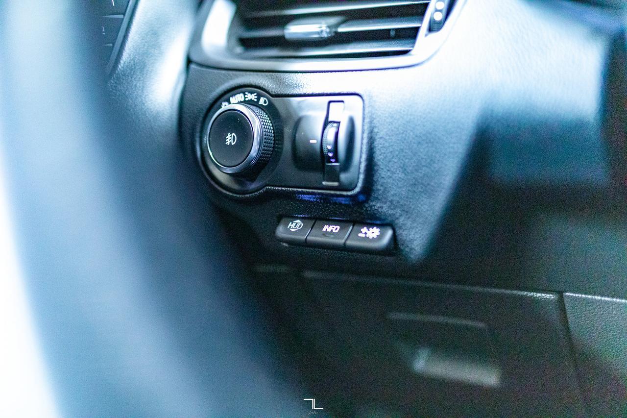 2019 Buick Envision AWD Premium II Leather Nav BCam Red Deer AB