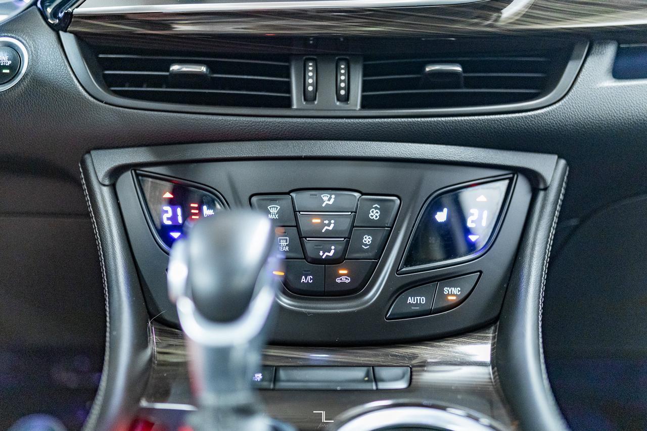 2019 Buick Envision AWD Premium Leather Roof BCam Red Deer AB