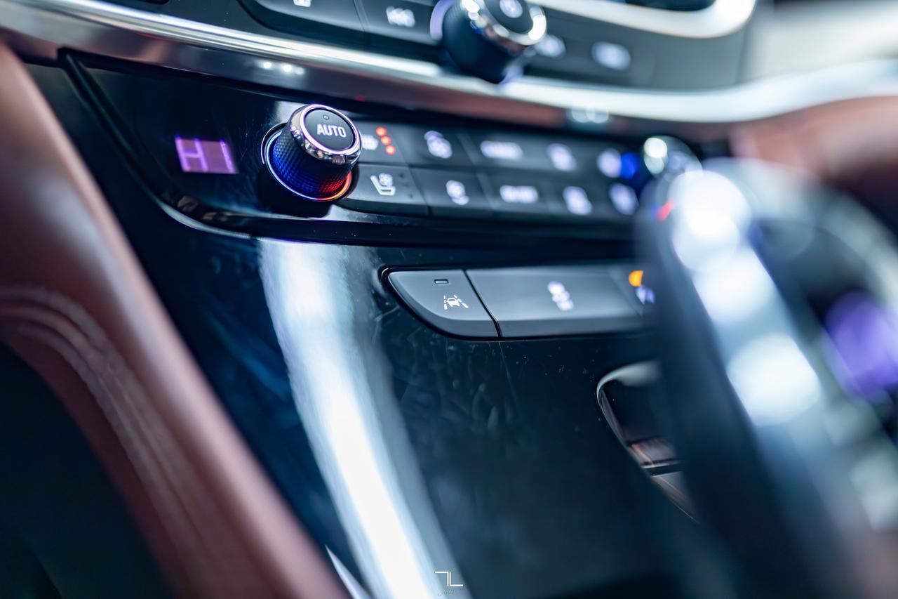 2019 Buick LaCrosse AWD Avenir Leather Roof Nav BCam Red Deer AB