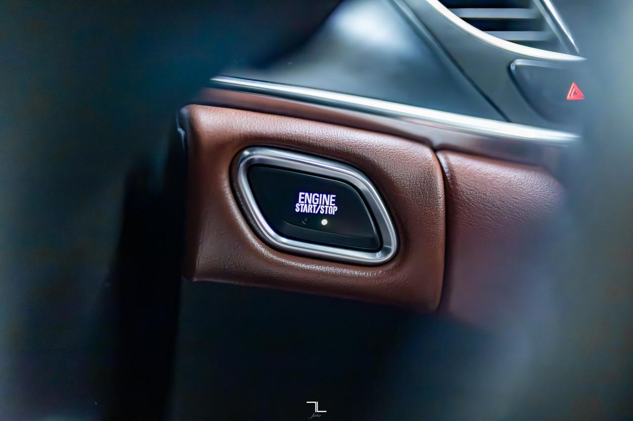 2019 Buick LaCrosse AWD Avenir Leather Roof Nav BCam Red Deer AB