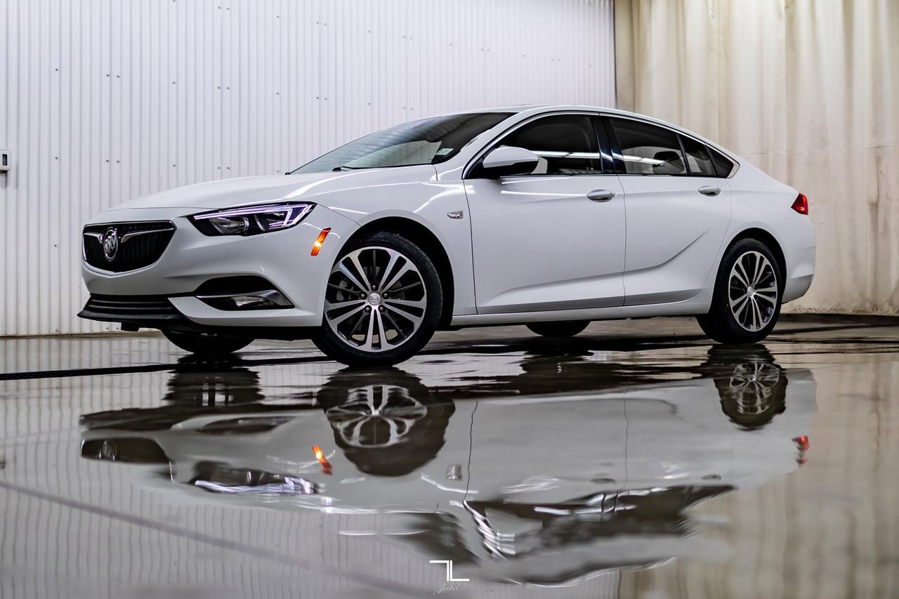 2019 Buick Regal AWD Essence Leather Roof Nav BCam Red Deer AB