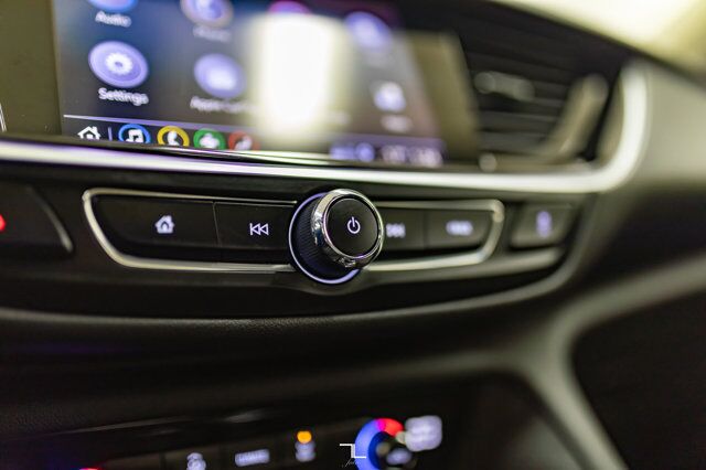 2019 Buick Regal Sportback Preferred II BCam Red Deer AB