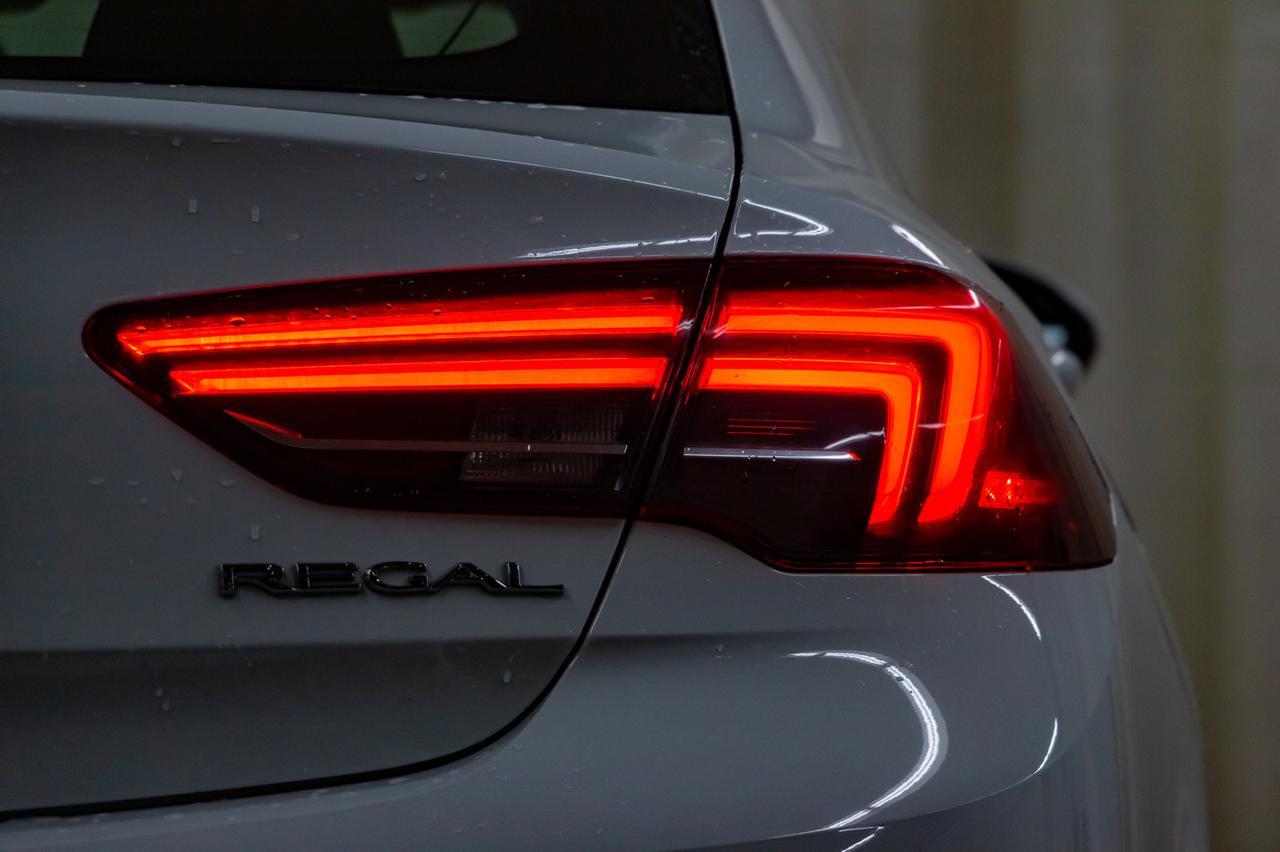 2019 Buick Regal Sportback Preferred II BCam Red Deer AB