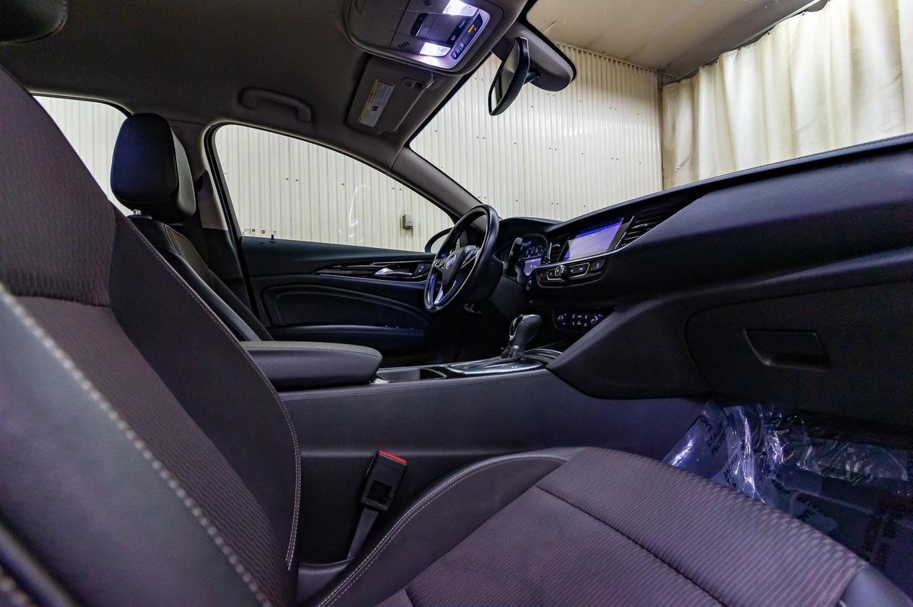 2019 Buick Regal Sportback Preferred II BCam Red Deer AB