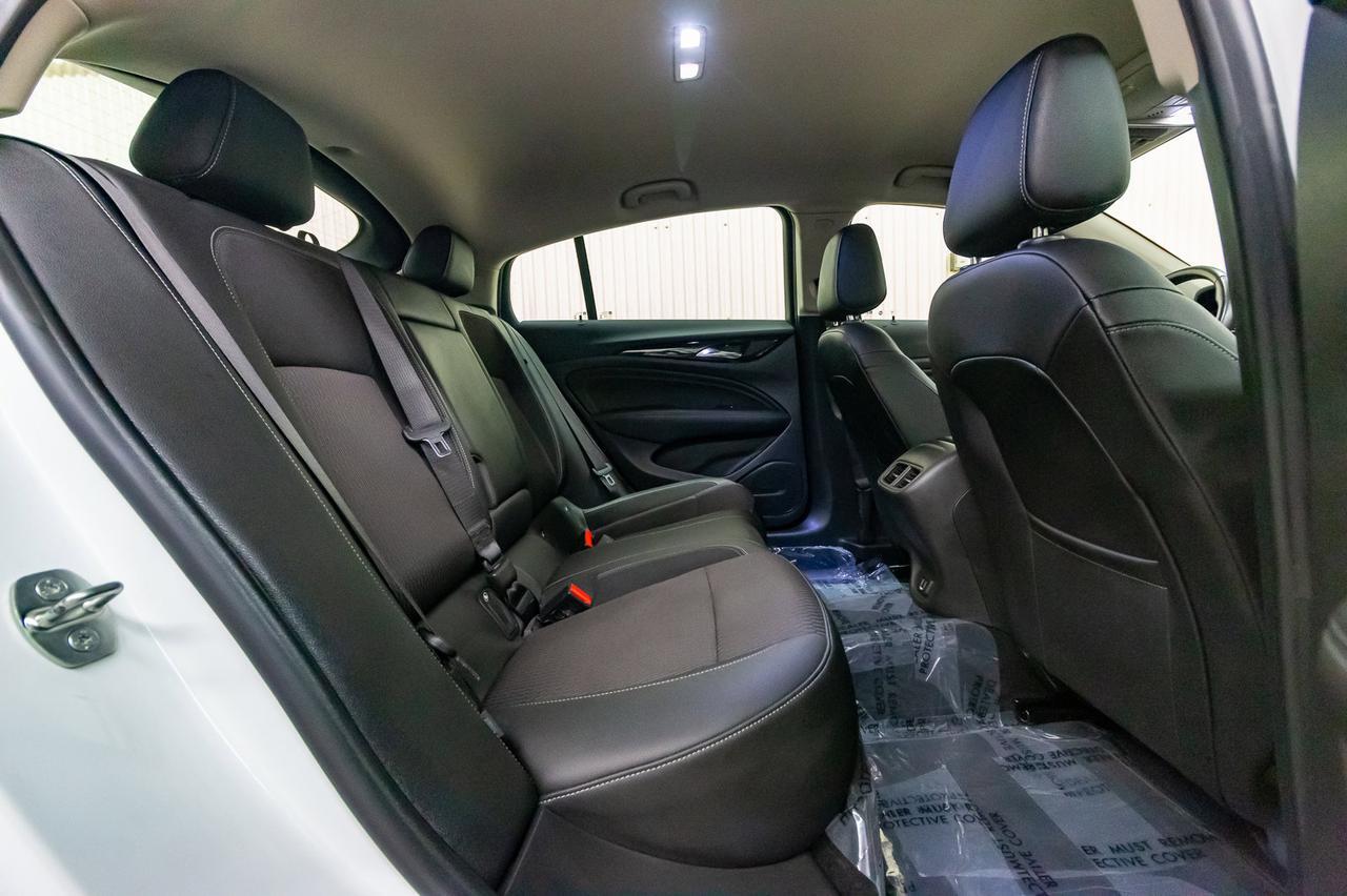 2019 Buick Regal Sportback Preferred II BCam Red Deer AB