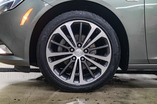 2019 Buick Regal Sportback Preferred II PSeat BCam Red Deer AB