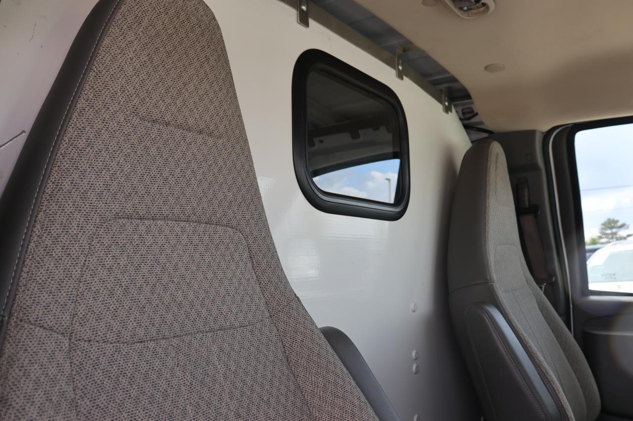 2019 CHEVROLET EXPRESS G2500 Houston TX