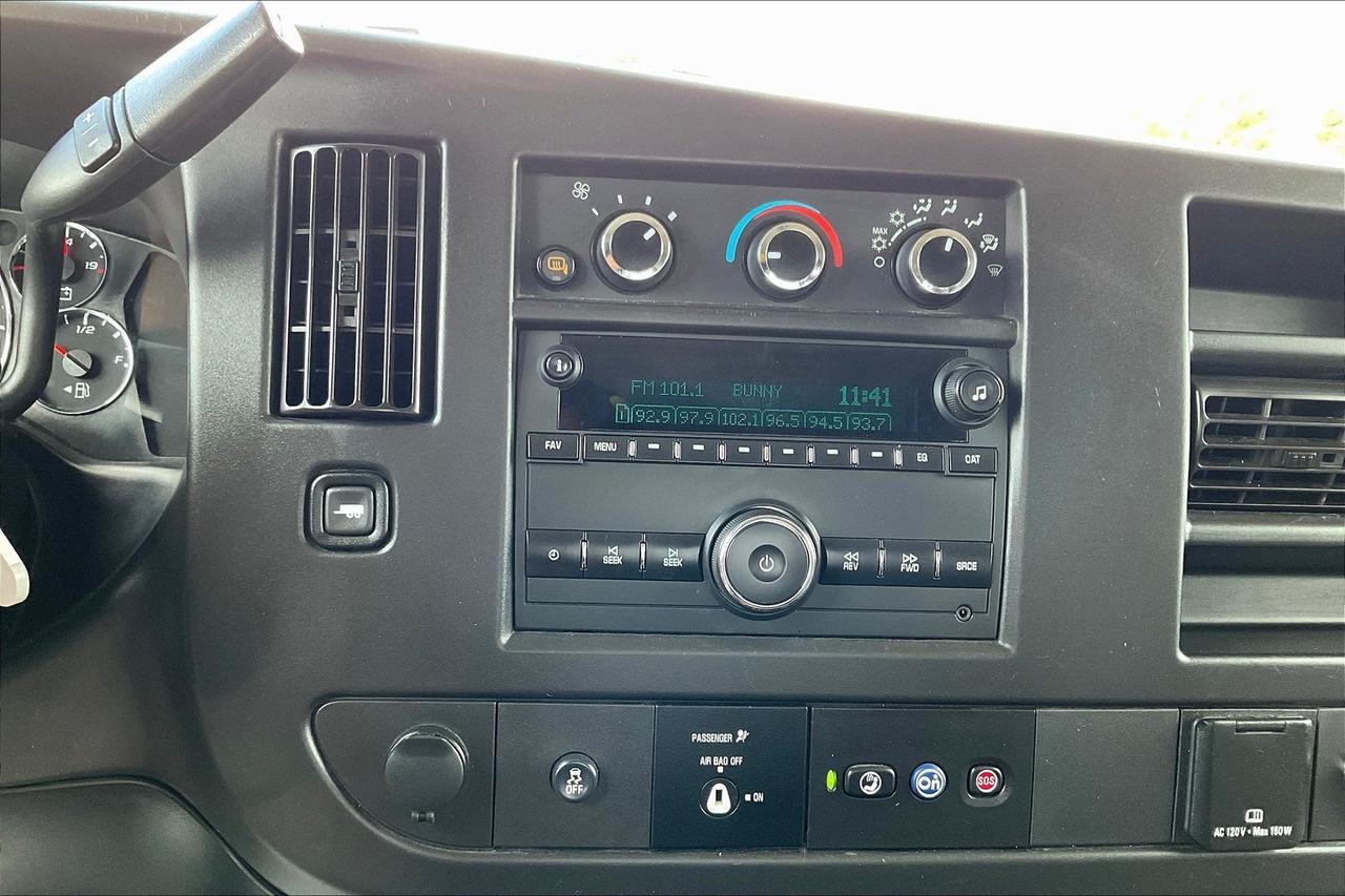 2019 CHEVROLET EXPRESS G2500 LS Houston TX