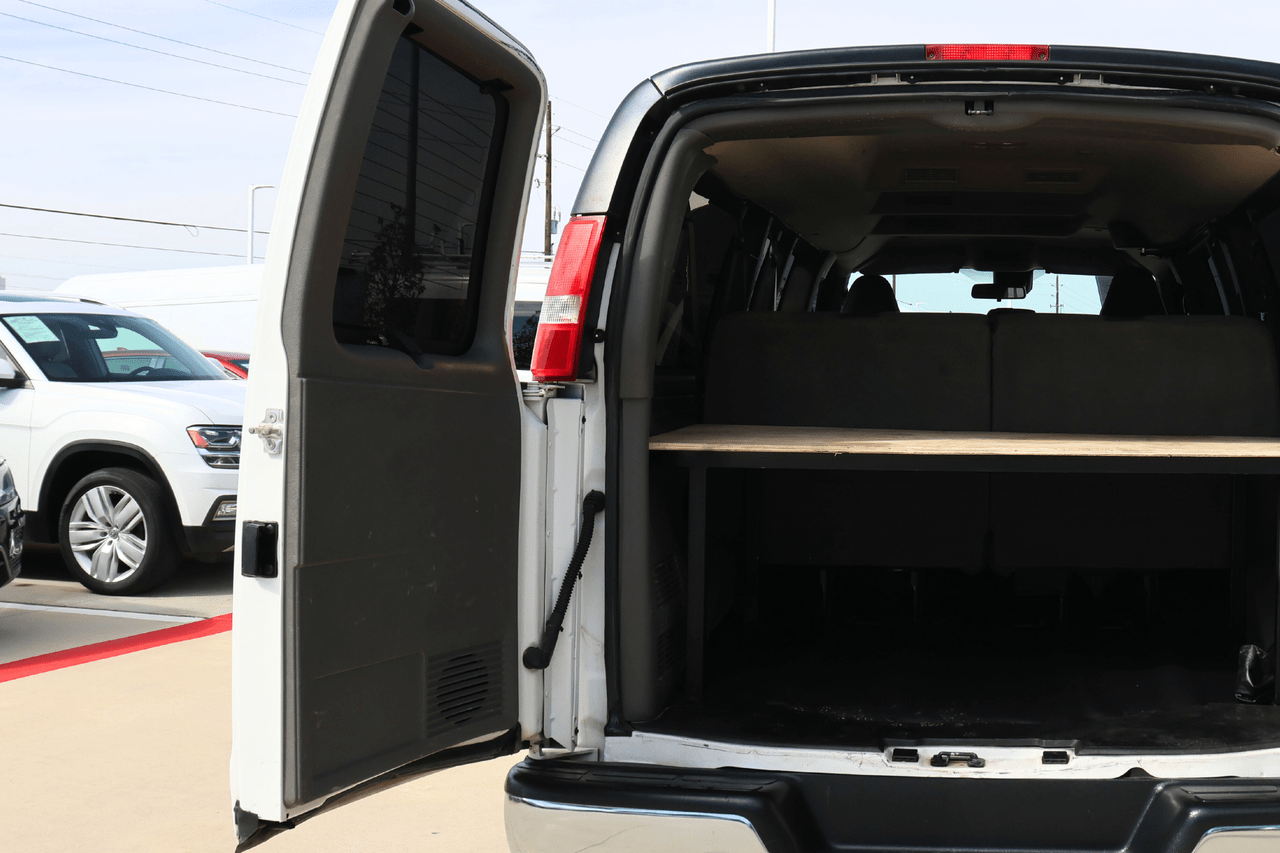 2019 CHEVROLET EXPRESS G3500 LT Houston TX