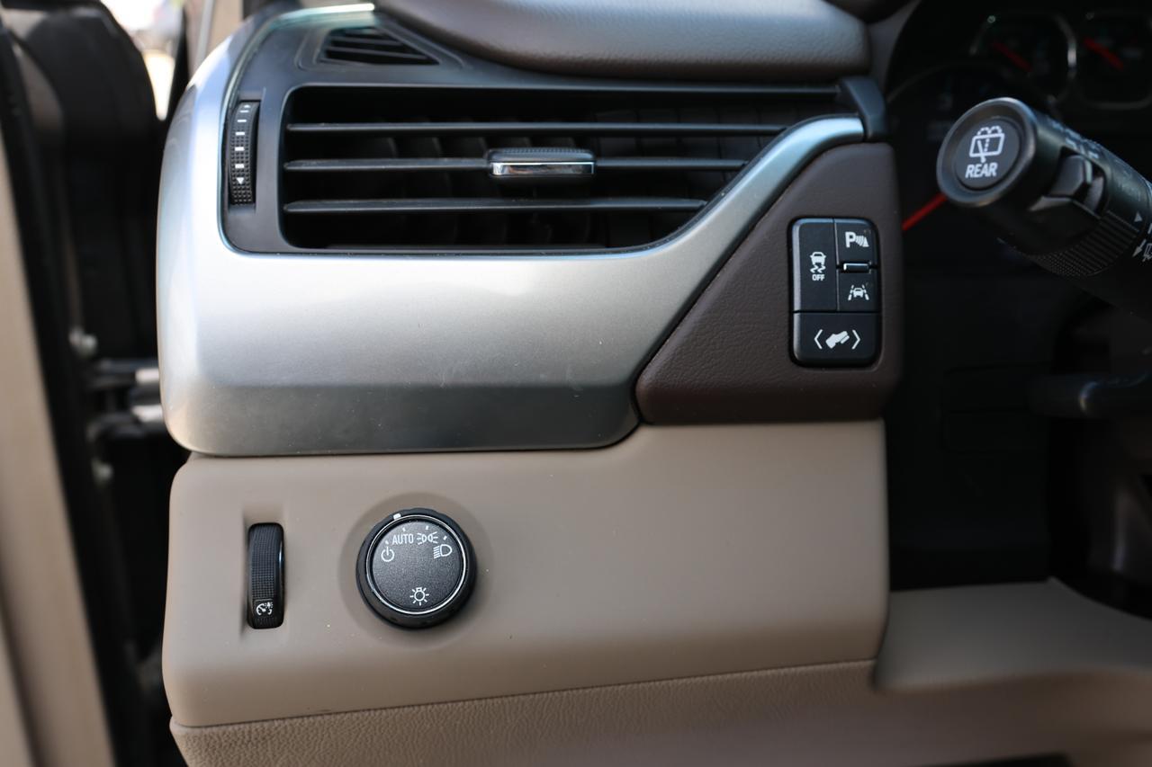 2019 CHEVROLET SUBURBAN 1500 LT Houston TX