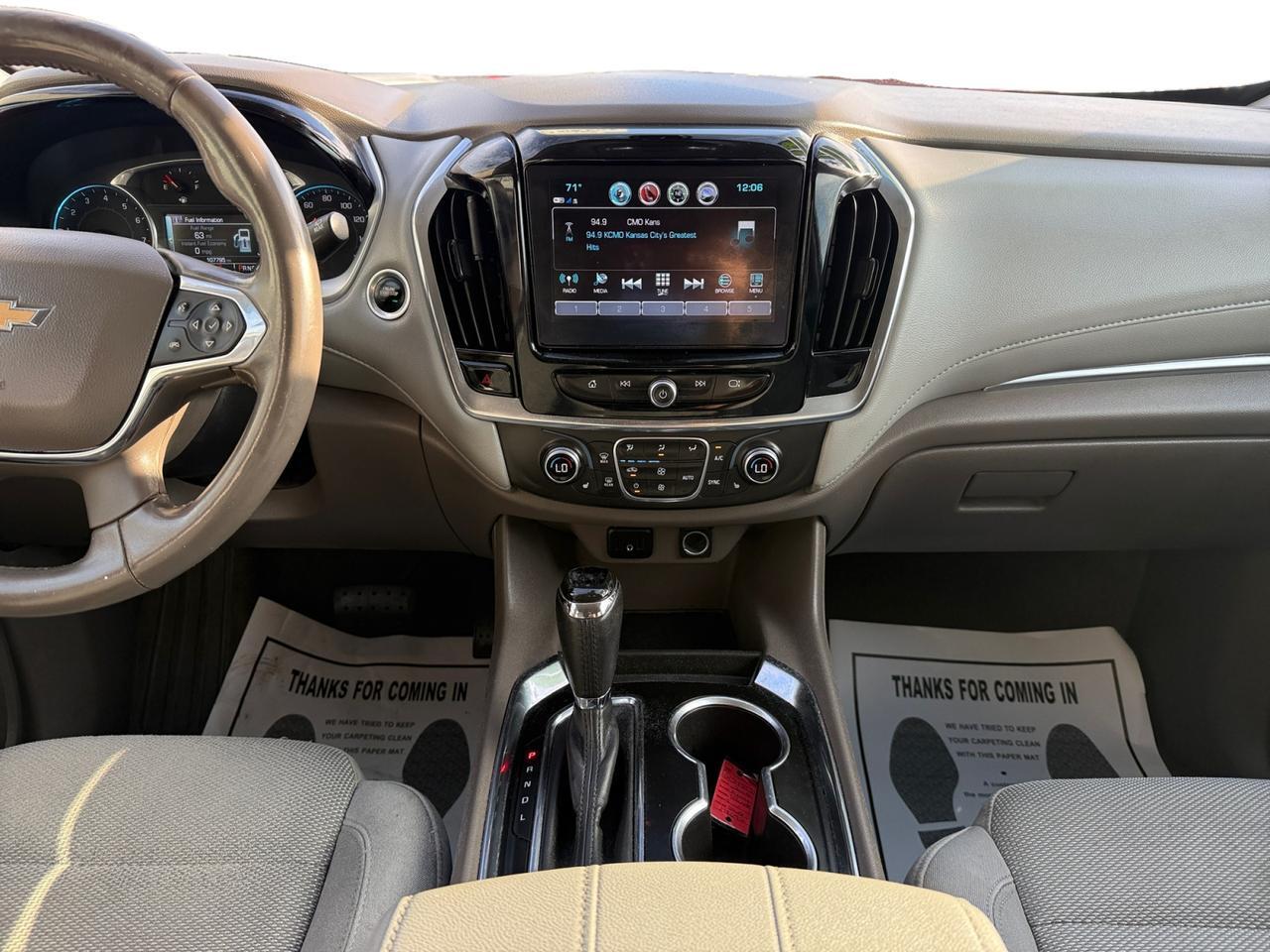 2019 CHEVROLET TRAVERSE LT CLOTH LT Cloth Kansas City MO