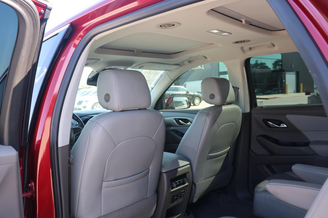 2019 CHEVROLET TRAVERSE LT Houston TX