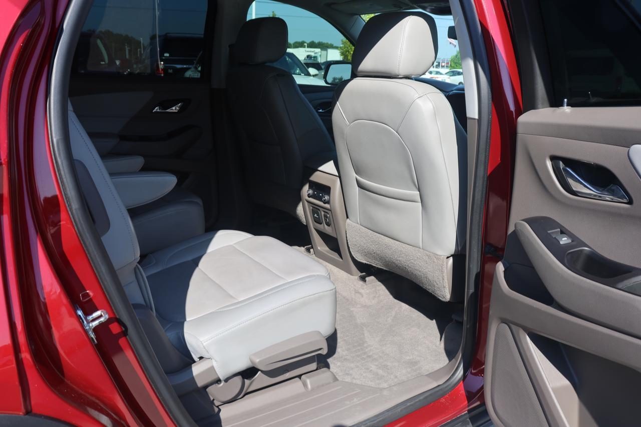 2019 CHEVROLET TRAVERSE LT Houston TX