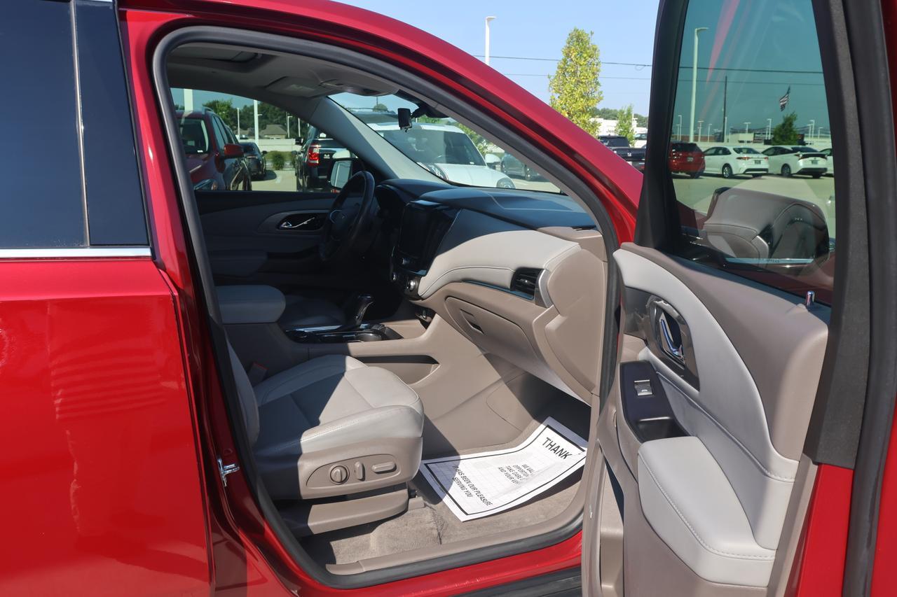 2019 CHEVROLET TRAVERSE LT Houston TX