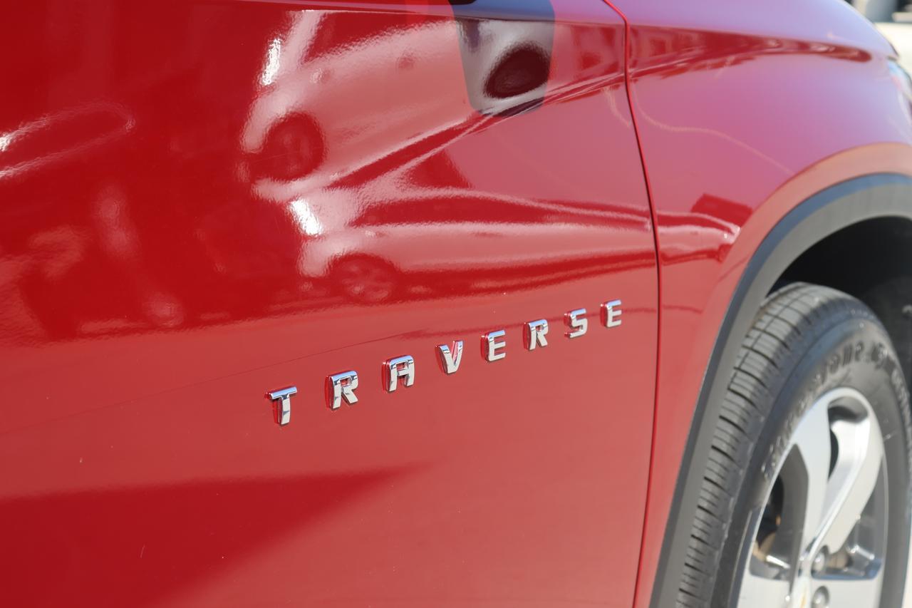 2019 CHEVROLET TRAVERSE LT Houston TX