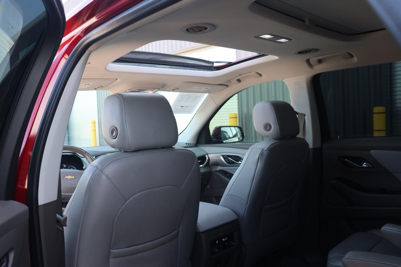 2019 CHEVROLET TRAVERSE LT Houston TX