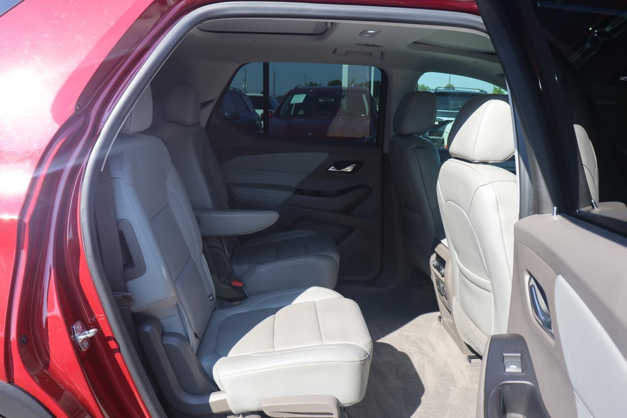 2019 CHEVROLET TRAVERSE LT Houston TX