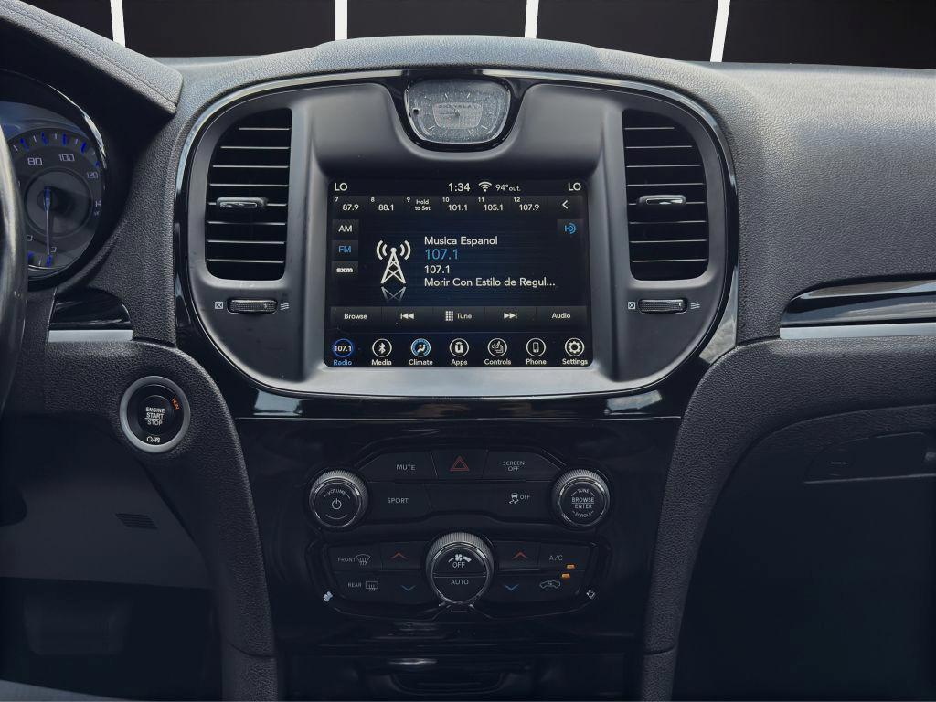 2019 CHRYSLER 300 S Columbus OH