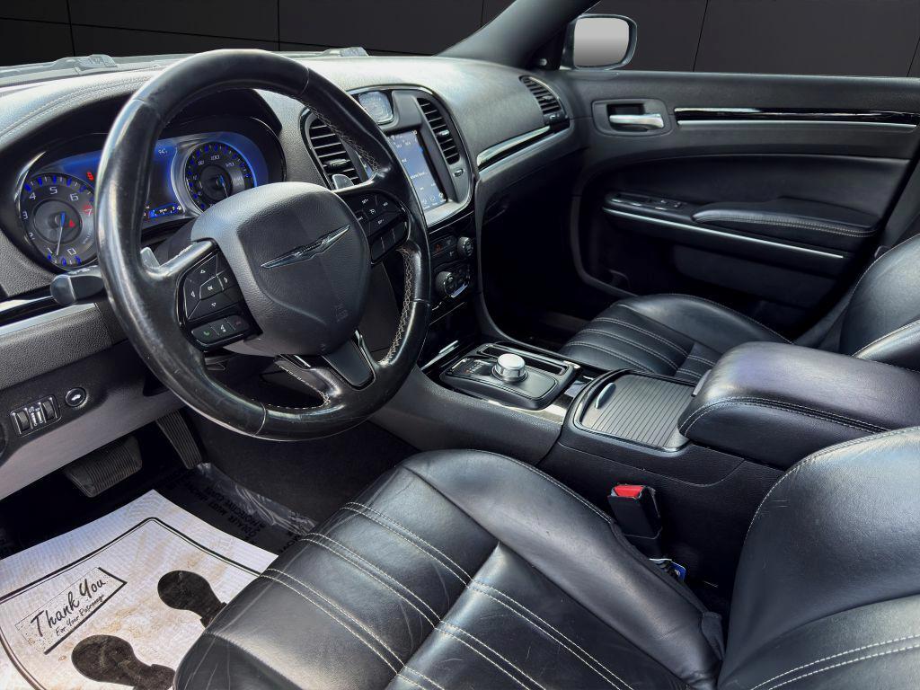 2019 CHRYSLER 300 S Columbus OH