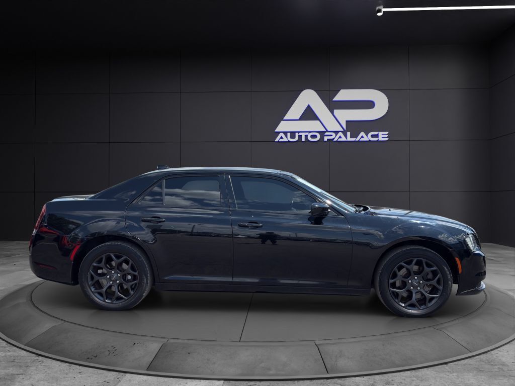 2019 CHRYSLER 300 S Columbus OH
