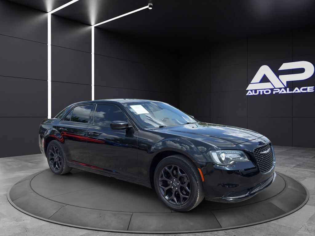 2019 CHRYSLER 300 S Columbus OH