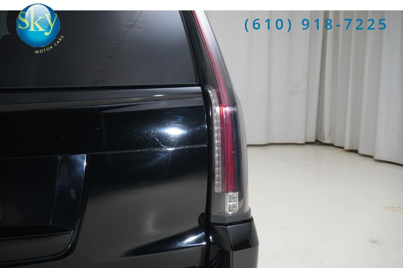 2019 Cadillac Escalade 4WD 8-PASSENGER Luxury Sport Edition + Entertainment West Chester PA