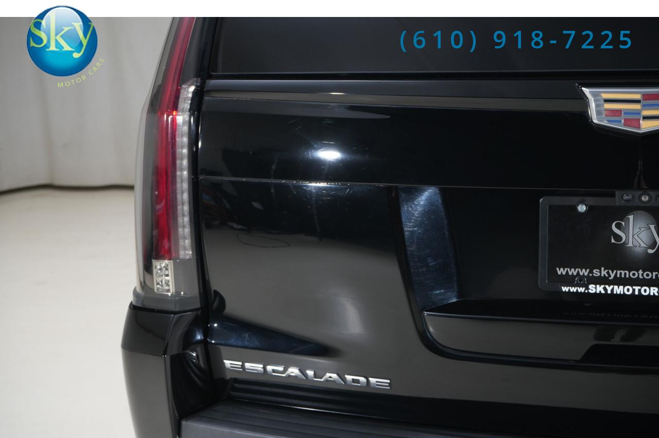 2019 Cadillac Escalade 4WD 8-PASSENGER Luxury Sport Edition + Entertainment West Chester PA