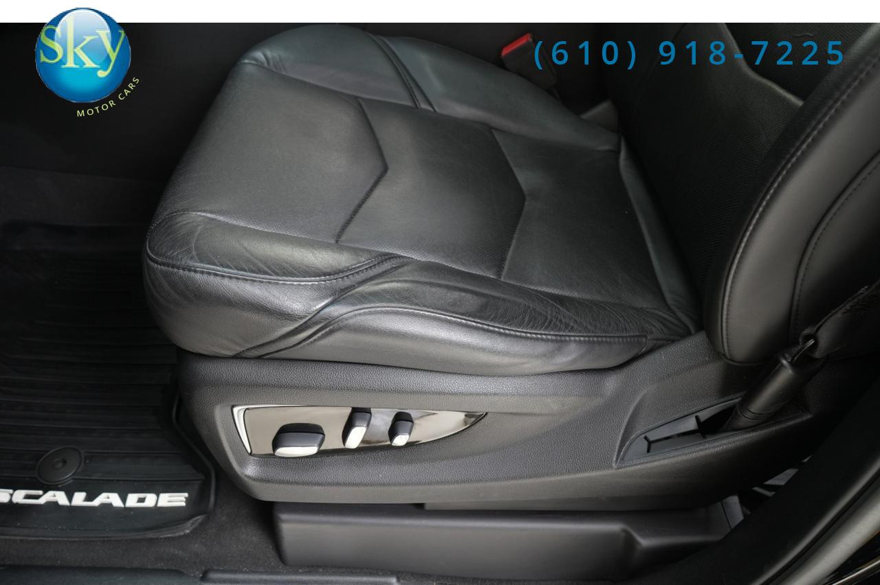 2019 Cadillac Escalade 4WD 8-PASSENGER Luxury Sport Edition + Entertainment West Chester PA
