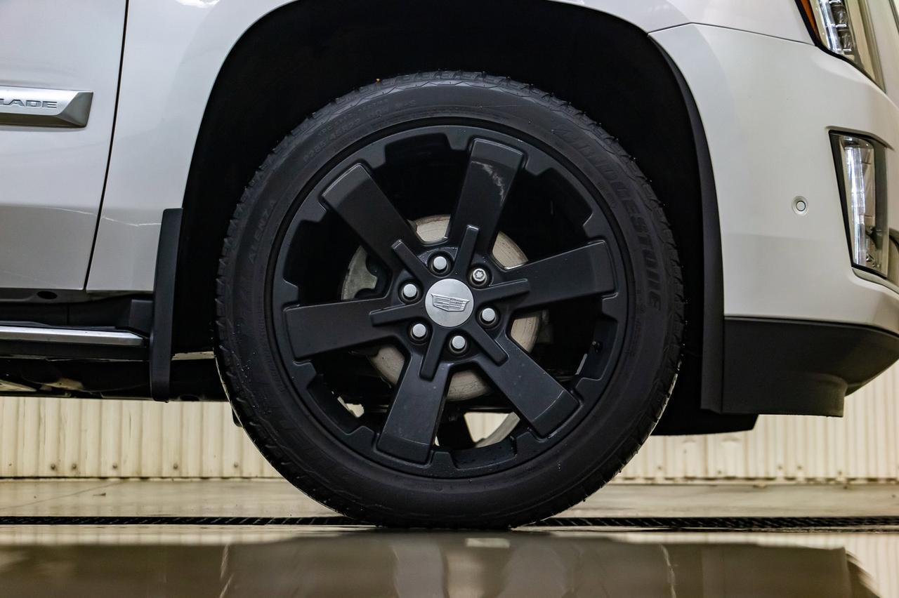 2019 Cadillac Escalade AWD Luxury Leather Nav BCam Red Deer AB